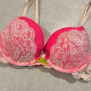 Vicroria’s Secret Dream Angels pushup